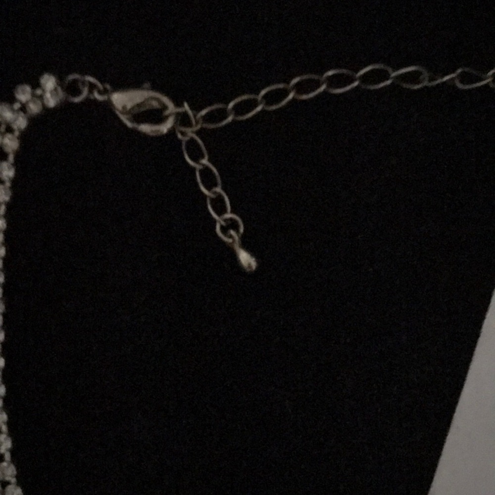Diamond/Crystal Costume Necklace and Earrings - Picture 12 of 14
